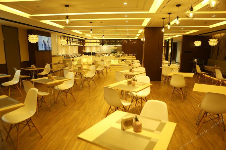 נאנטונג Atour Hotel מראה חיצוני תמונה